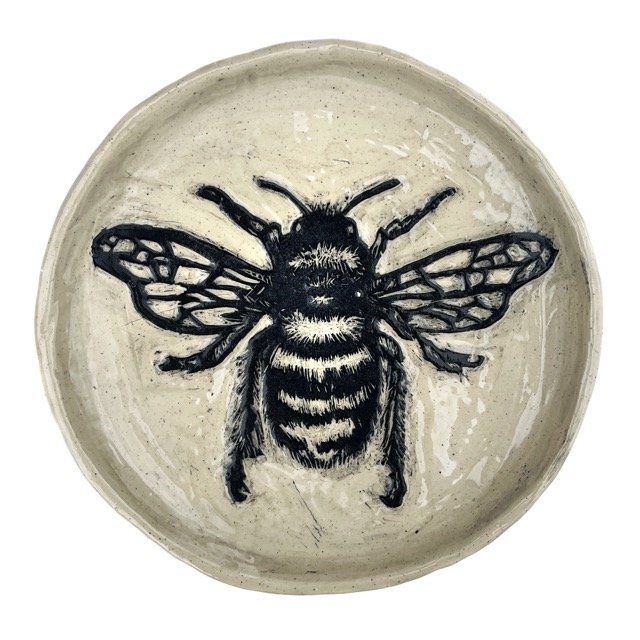 Addy Canute Bee Plate Hm Medium